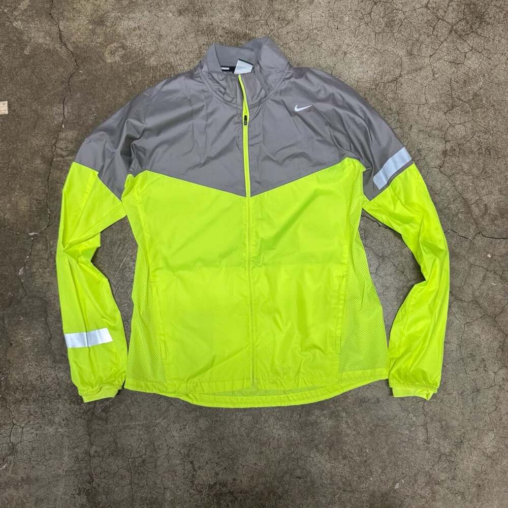 Nike Impossibly Light Windrunner Jacket Size M Gray Neon Yellow